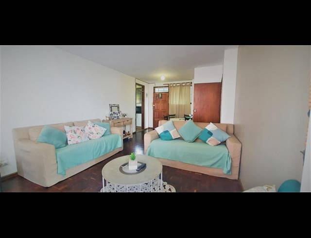 2 BEDROOM APARTMENT FOR SALE IN ESSENWOOD